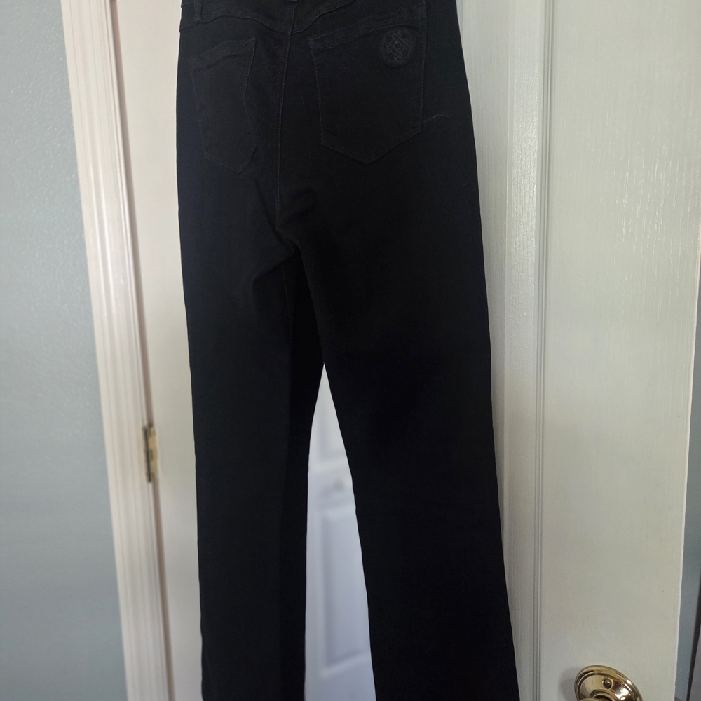 Laurie Felt Women's Black Jeans - Picture 2 of 9